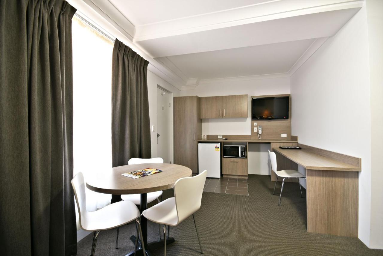 The Aberdeen Motel Dubbo Extérieur photo