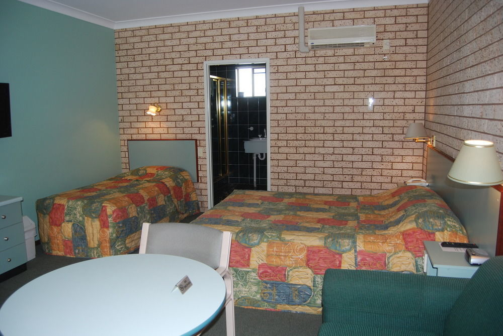 The Aberdeen Motel Dubbo Extérieur photo