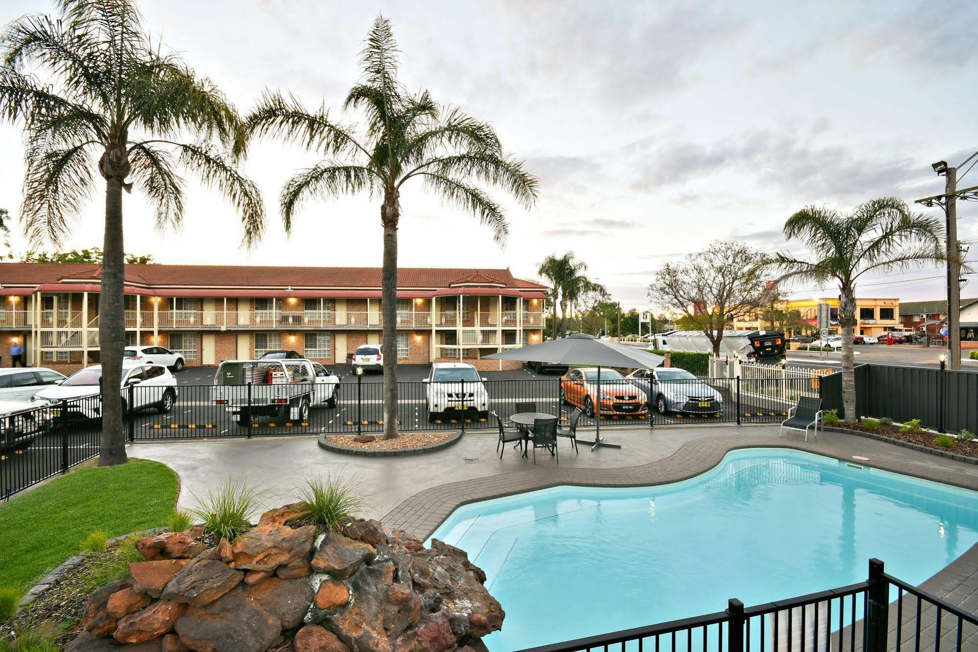 The Aberdeen Motel Dubbo Extérieur photo