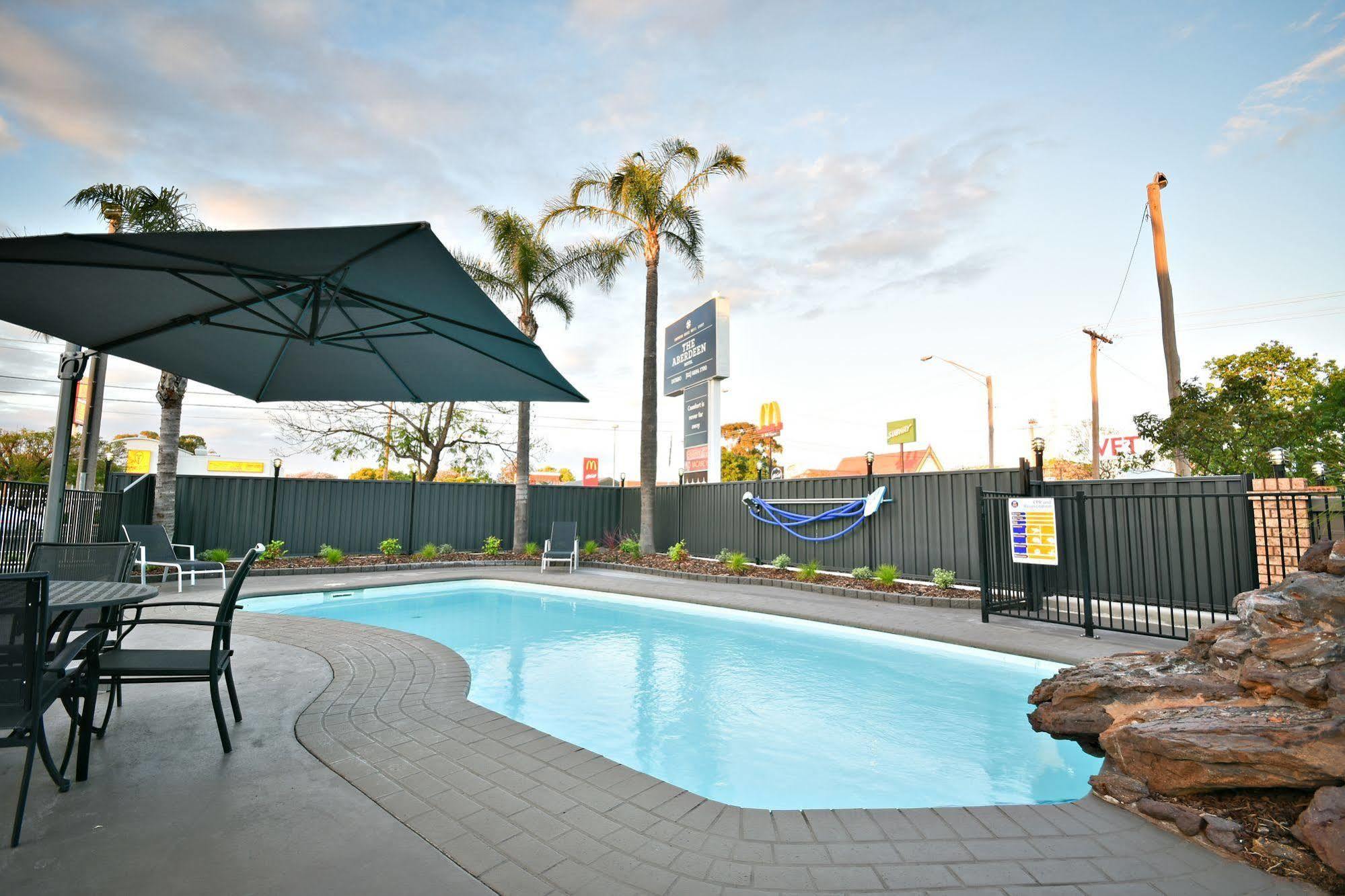 The Aberdeen Motel Dubbo Extérieur photo